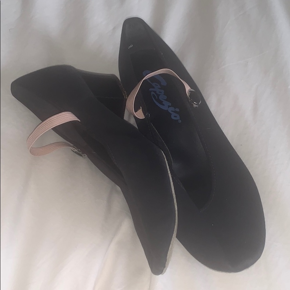Capezio Character Shoes